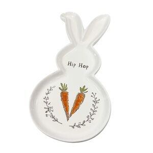 NEW Potter’s Studio HIP HOP BUNNY Shaped Spoon Rest with Carrot Design